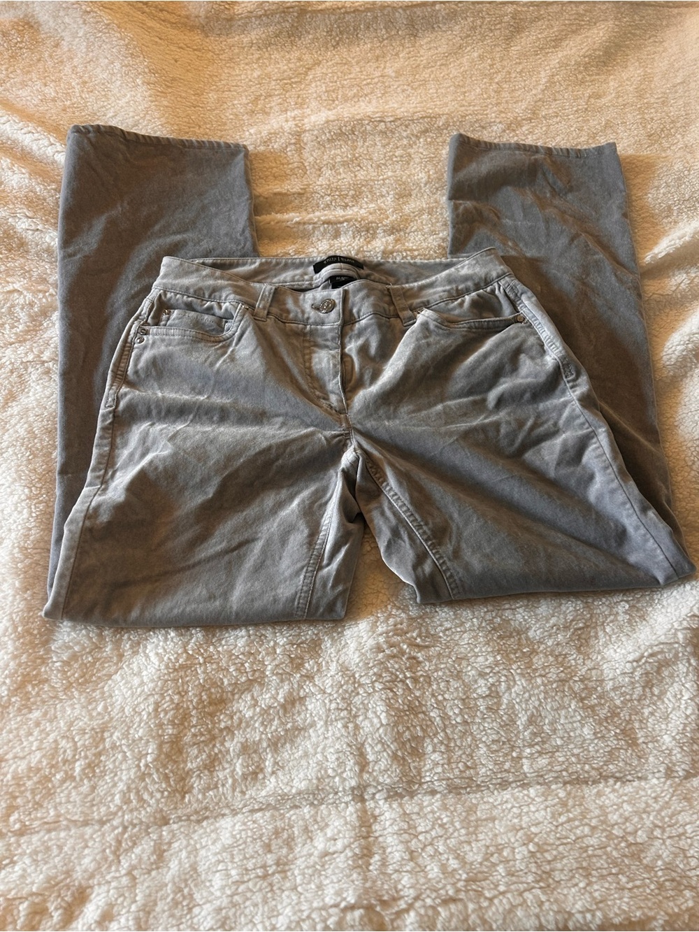 White House Black Market Women's Light Gray Straight-Leg Jeans